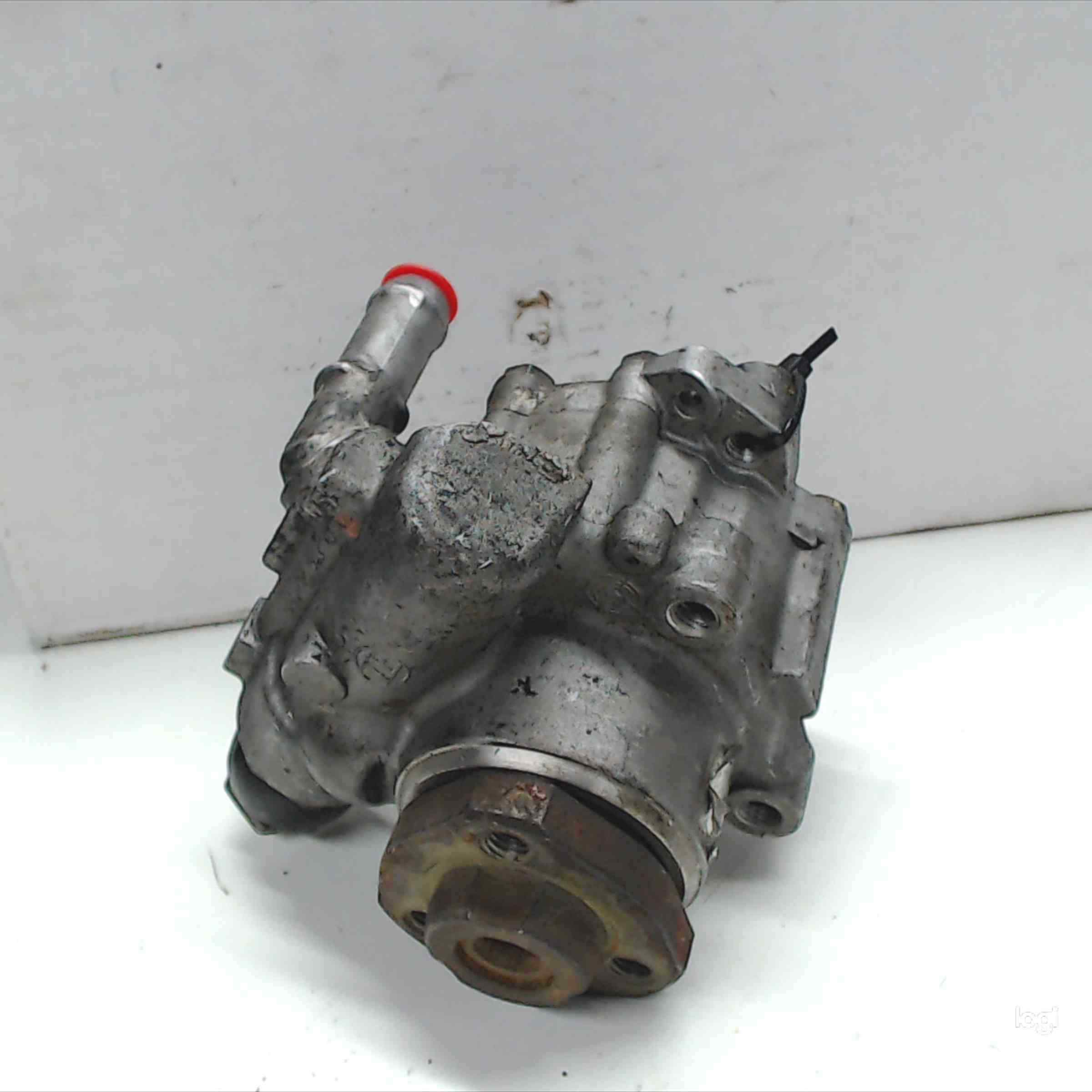 SEAT Ibiza 2 generation (1993-2002) Power Steering Pump ALH 24680892