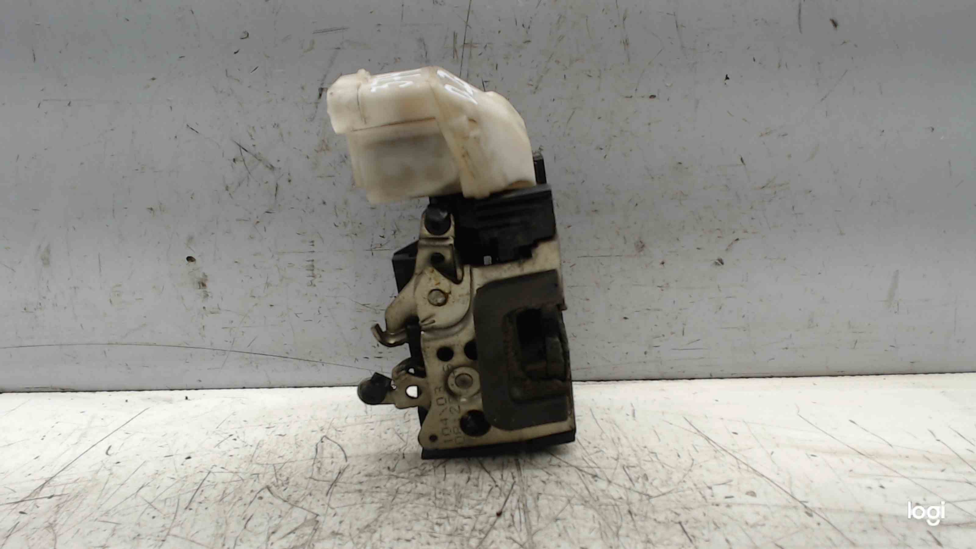 FIAT Punto 1 generation (1993-1999) Front Left Door Lock 24686852