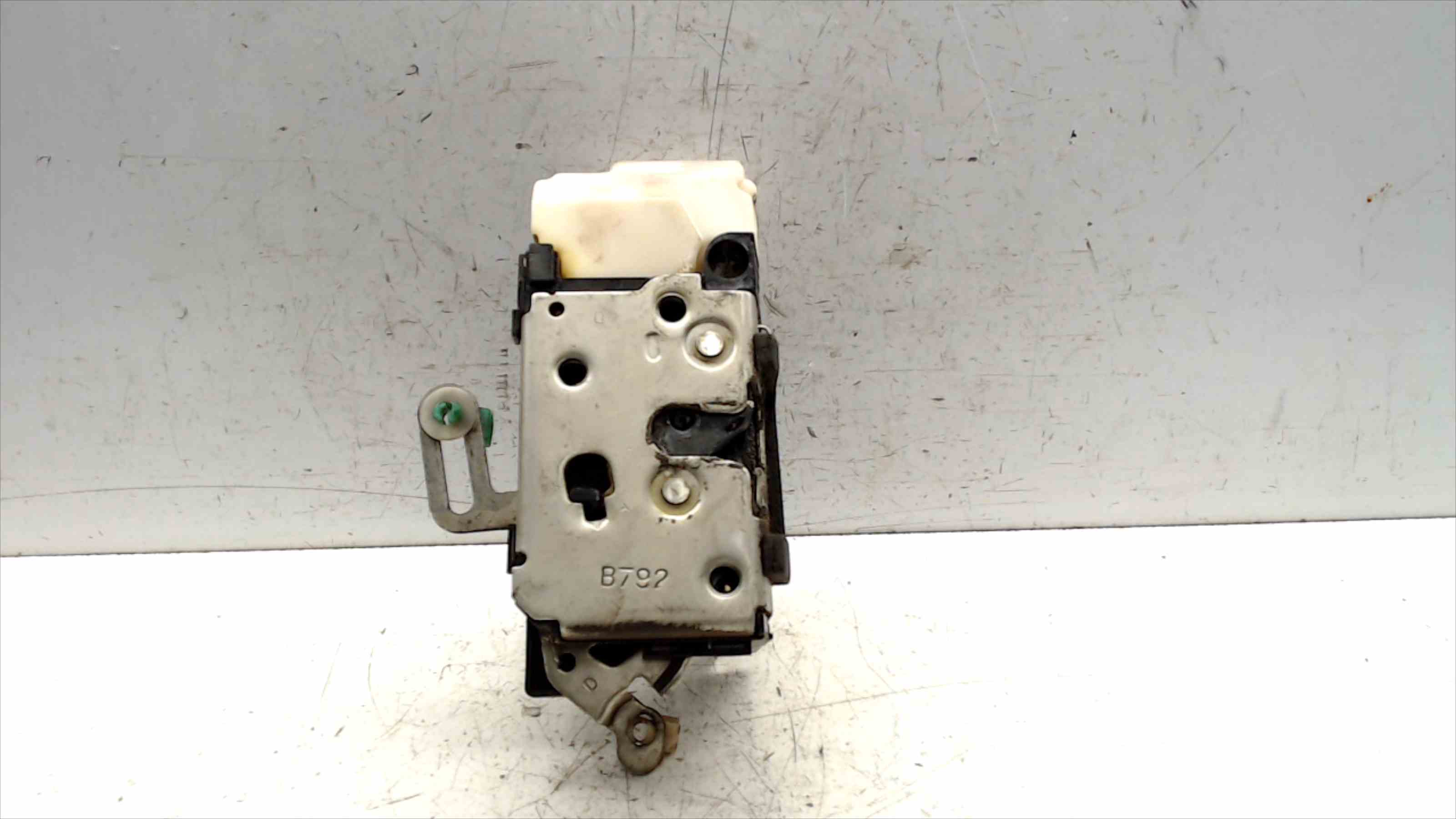 FIAT Punto 1 generation (1993-1999) Front Left Door Lock 24687797