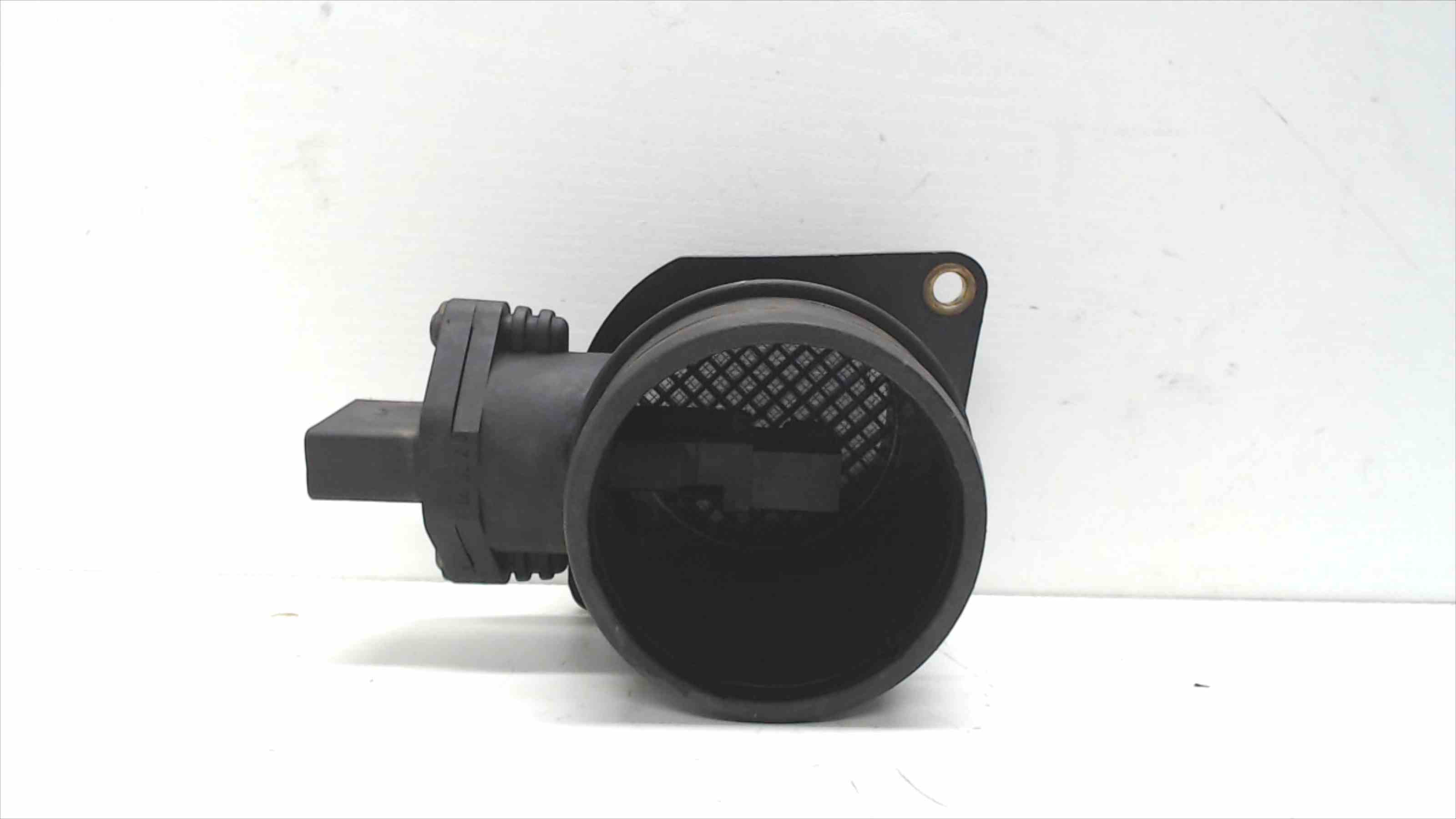 VOLKSWAGEN Mass Air Flow Sensor MAF 0280217121 24689098