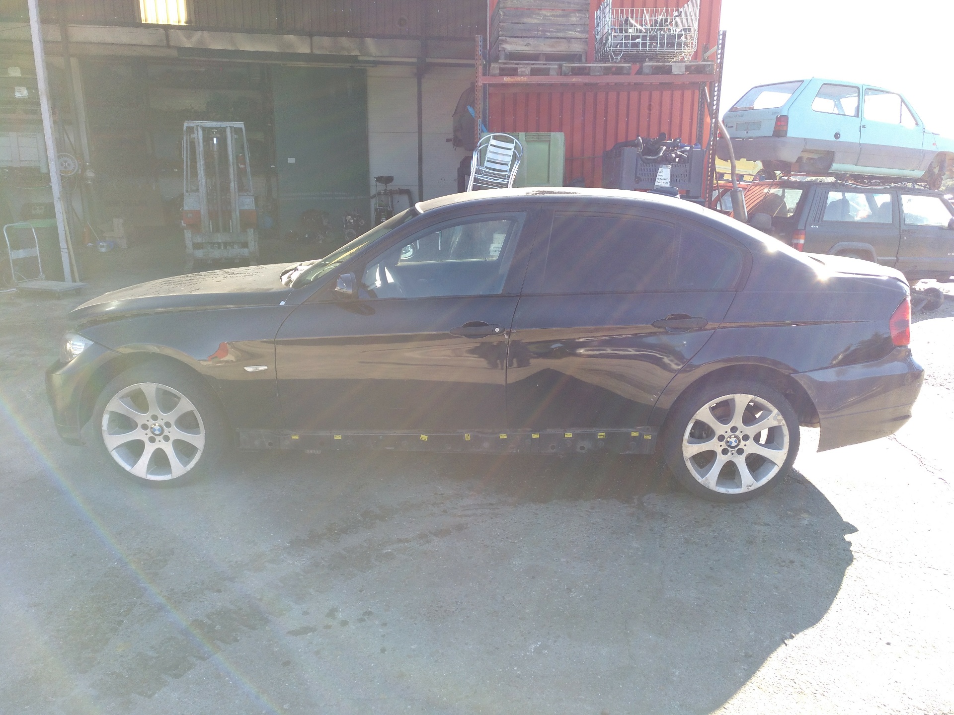 BMW 3 Series E90/E91/E92/E93 (2004-2013) Priekinis kairys sparnas 41357135679 22537299