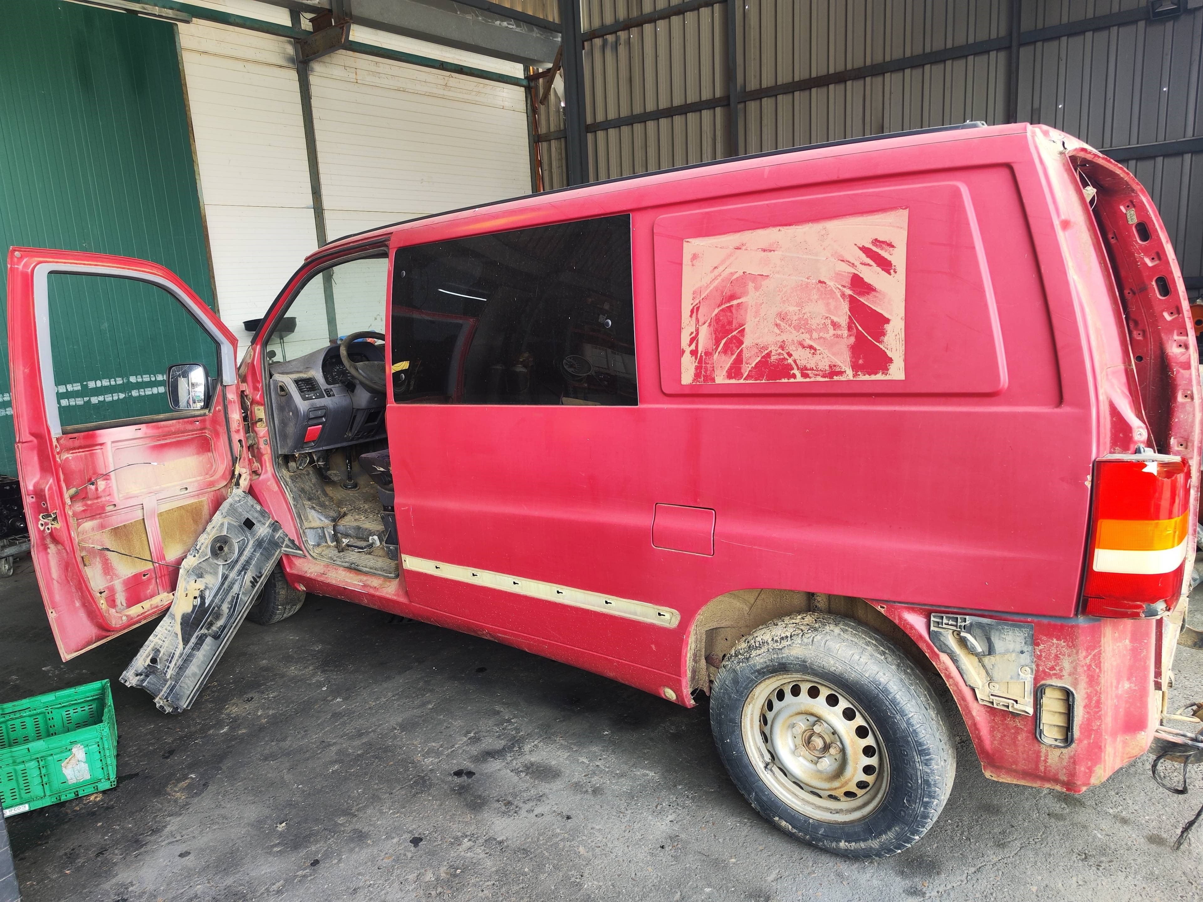 VOLKSWAGEN Vito W638 (1996-2003) Bal első kerékagy orsója W638 22542674