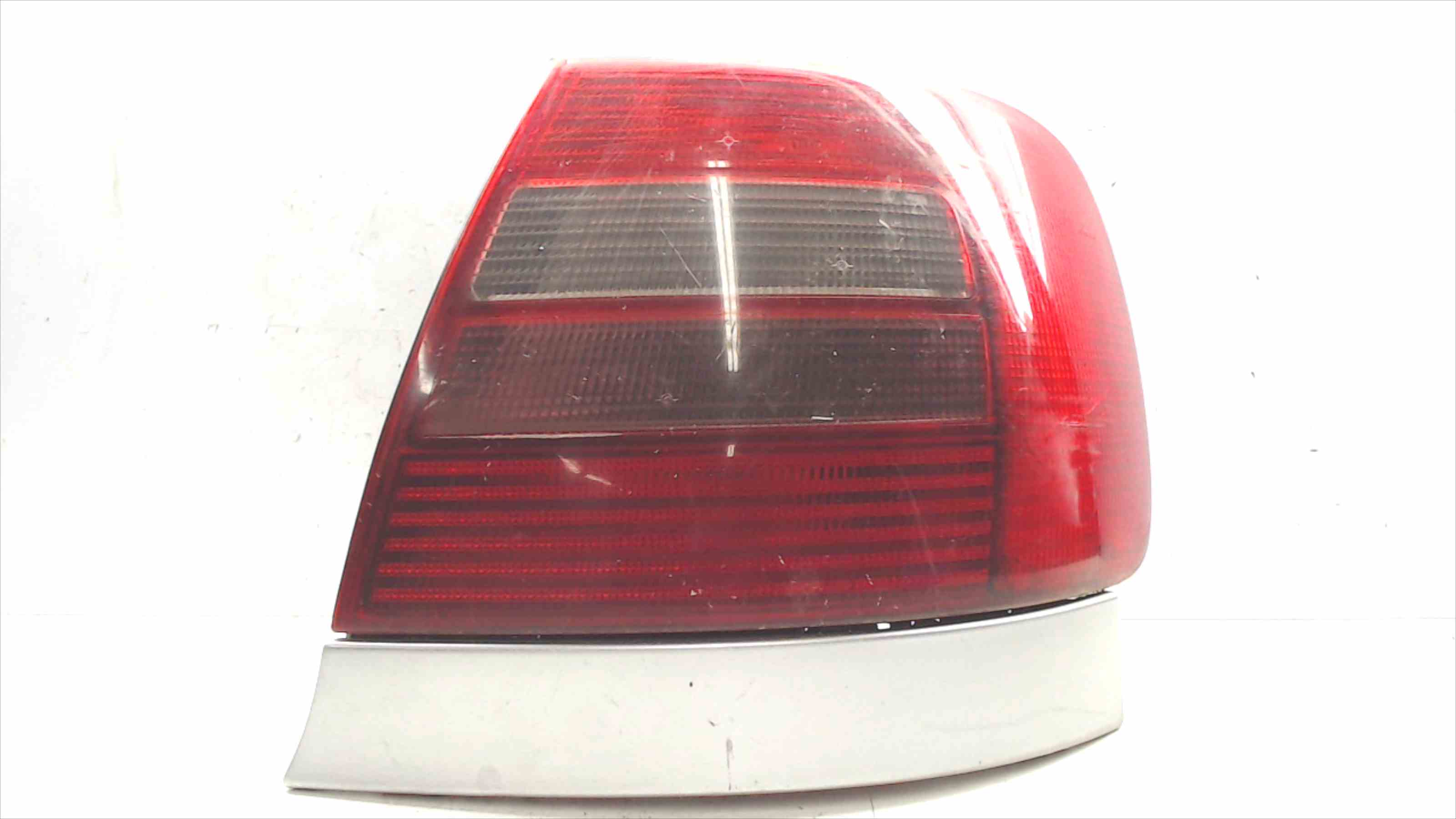 AUDI A4 B5/8D (1994-2001) Rear Right Taillight Lamp 289901 24687610