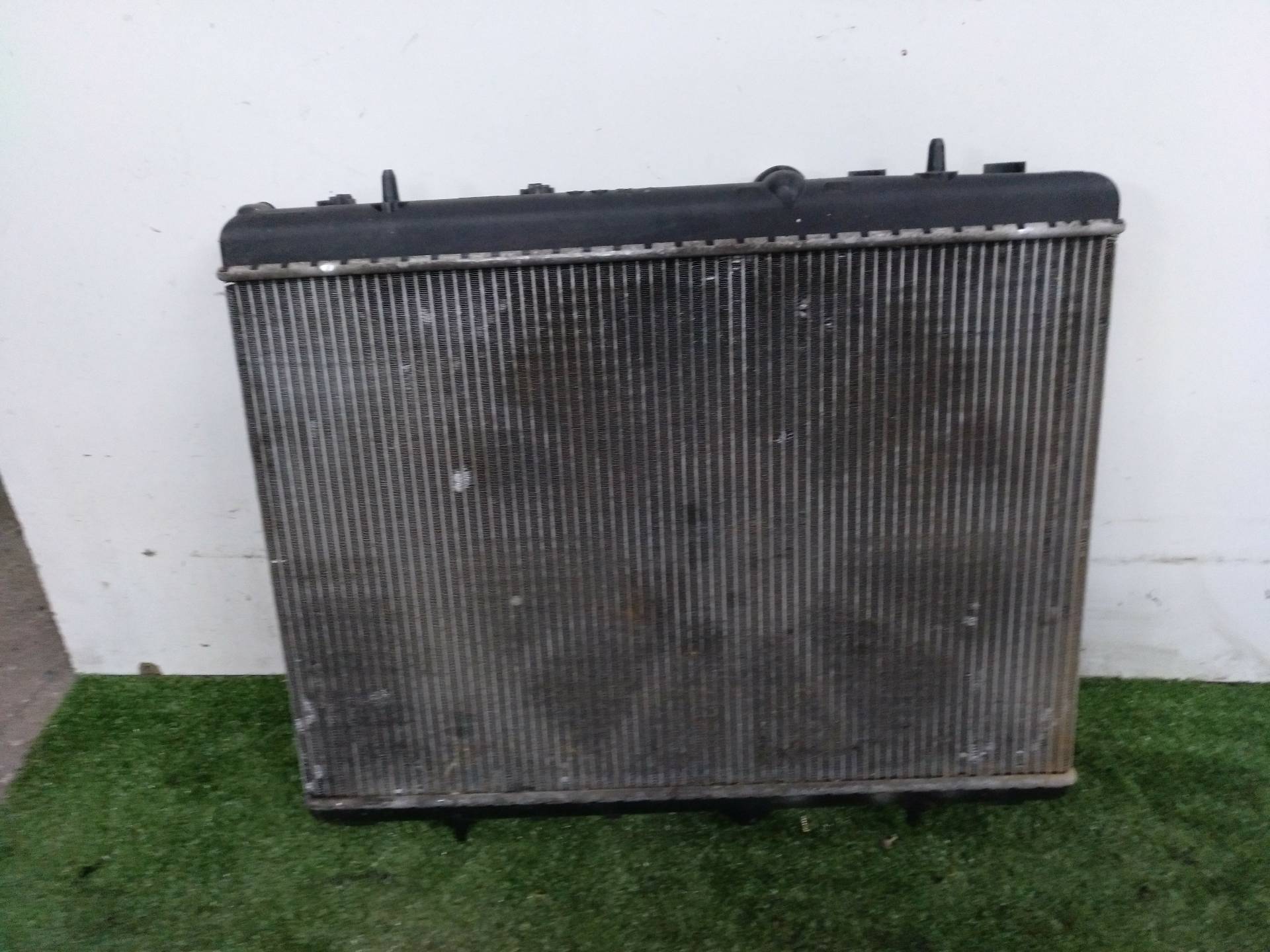CITROËN C4 1 generation (2004-2011) Охлаждающий радиатор 9645586780 24688358