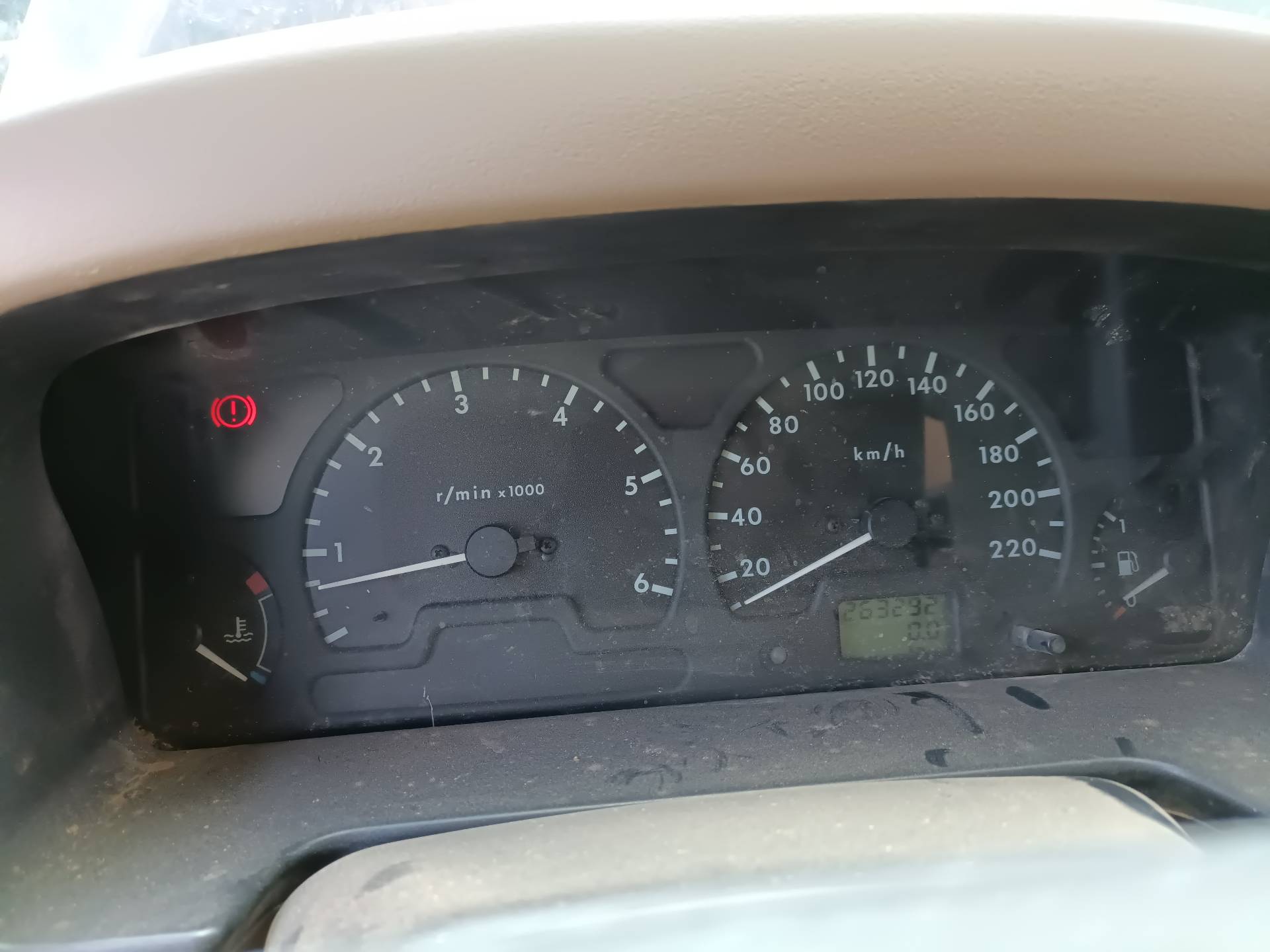 LAND ROVER Discovery 2 generation (1998-2004) Speedometer YAC114040 22531562