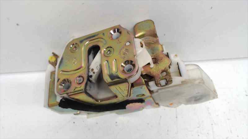 MERCEDES-BENZ Front Right Door Lock 805025P01A 24682163