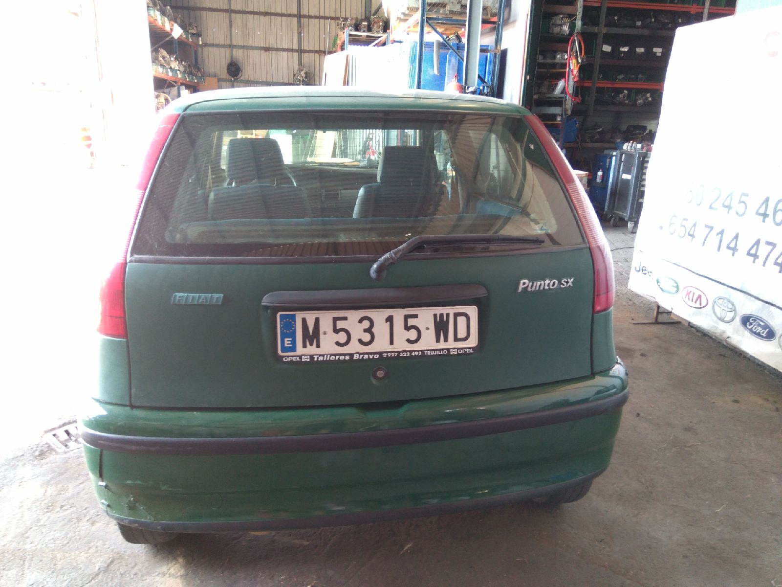 FIAT Punto 1 generation (1993-1999) Стеклоподъемник передней правой двери 37101001 24687780