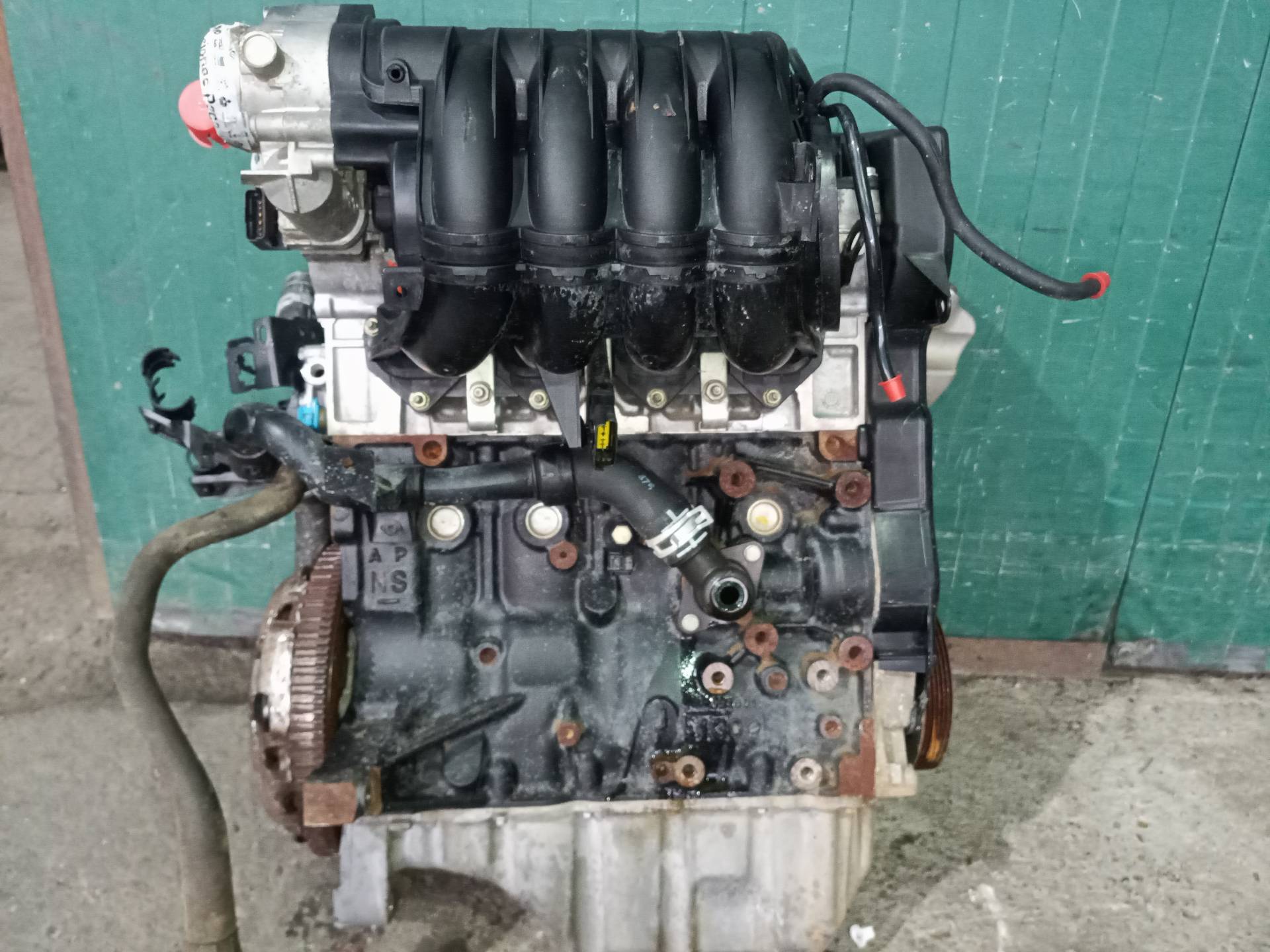 PEUGEOT 307 1 generation (2001-2008) Motor (Slovak) NFU 22518585