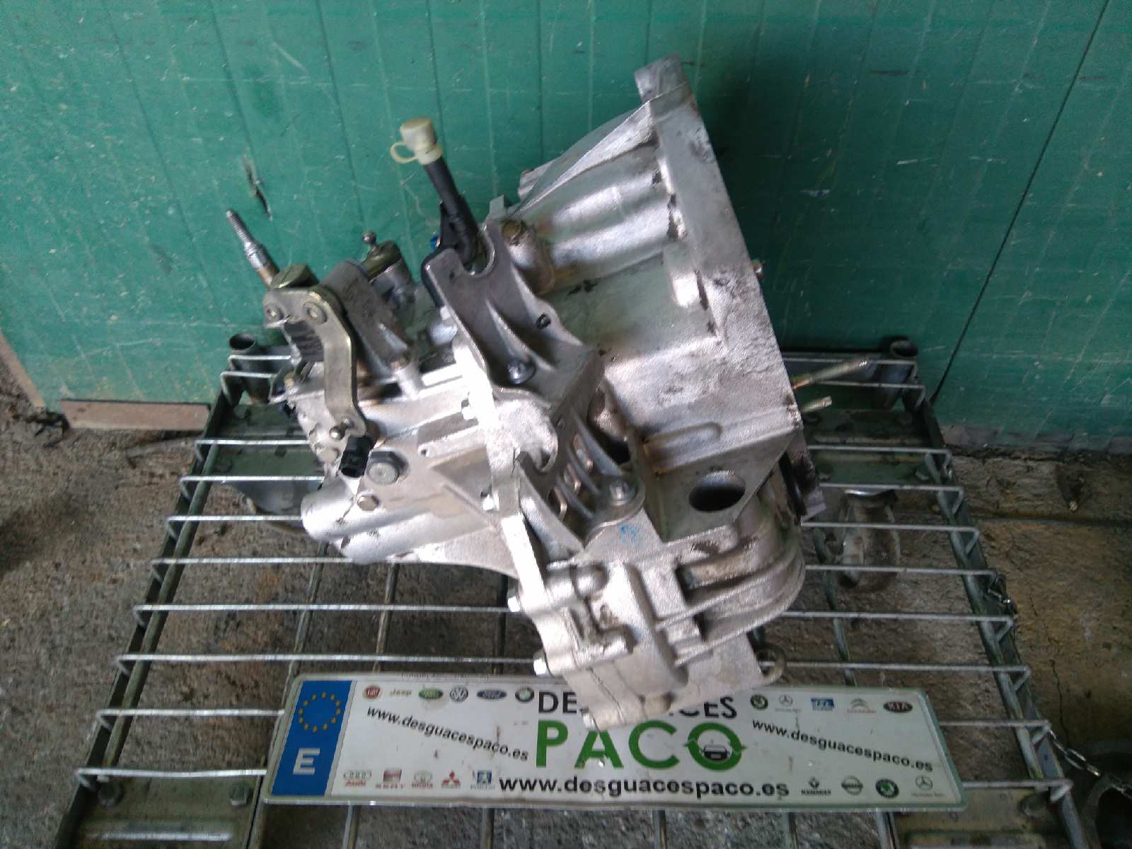 RENAULT Megane 2 generation (2002-2012) Gearbox ND0001A105998, 8200156391 22512621