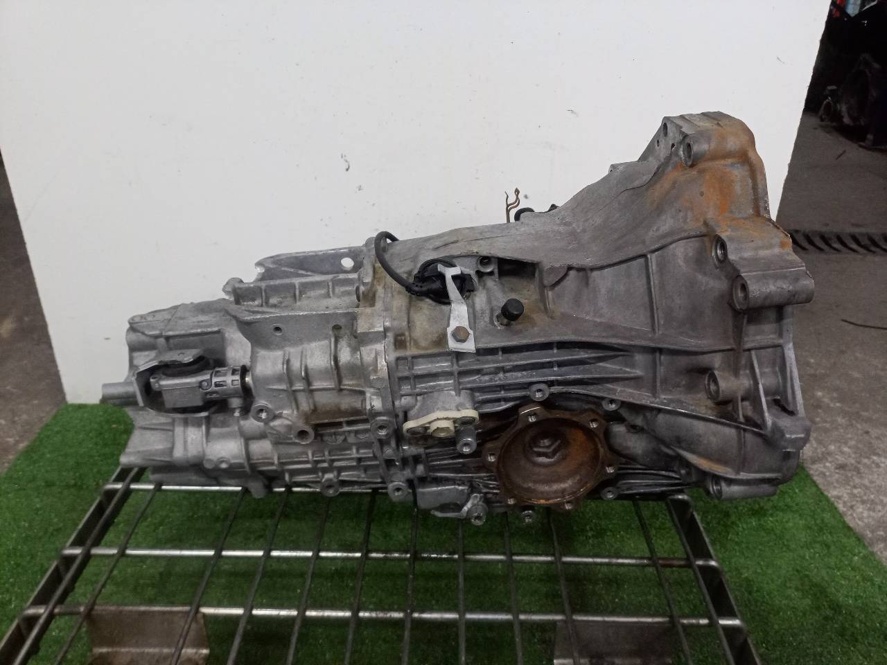 AUDI A4 B5/8D (1994-2001) Gearbox DHF 22515722
