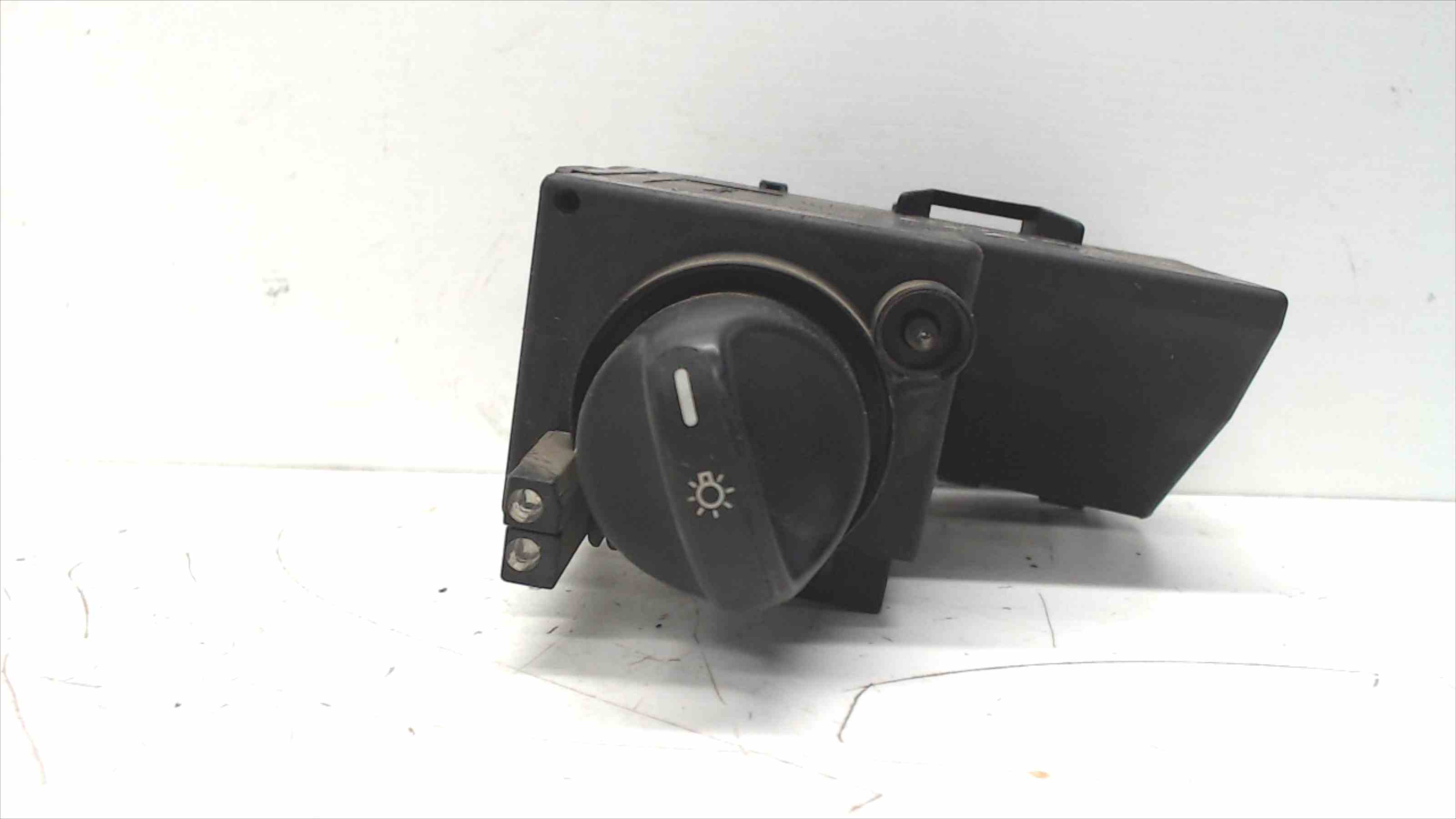 MERCEDES-BENZ E-Class W210 (1995-2002) Headlight Switch Control Unit 2105450104 24689842