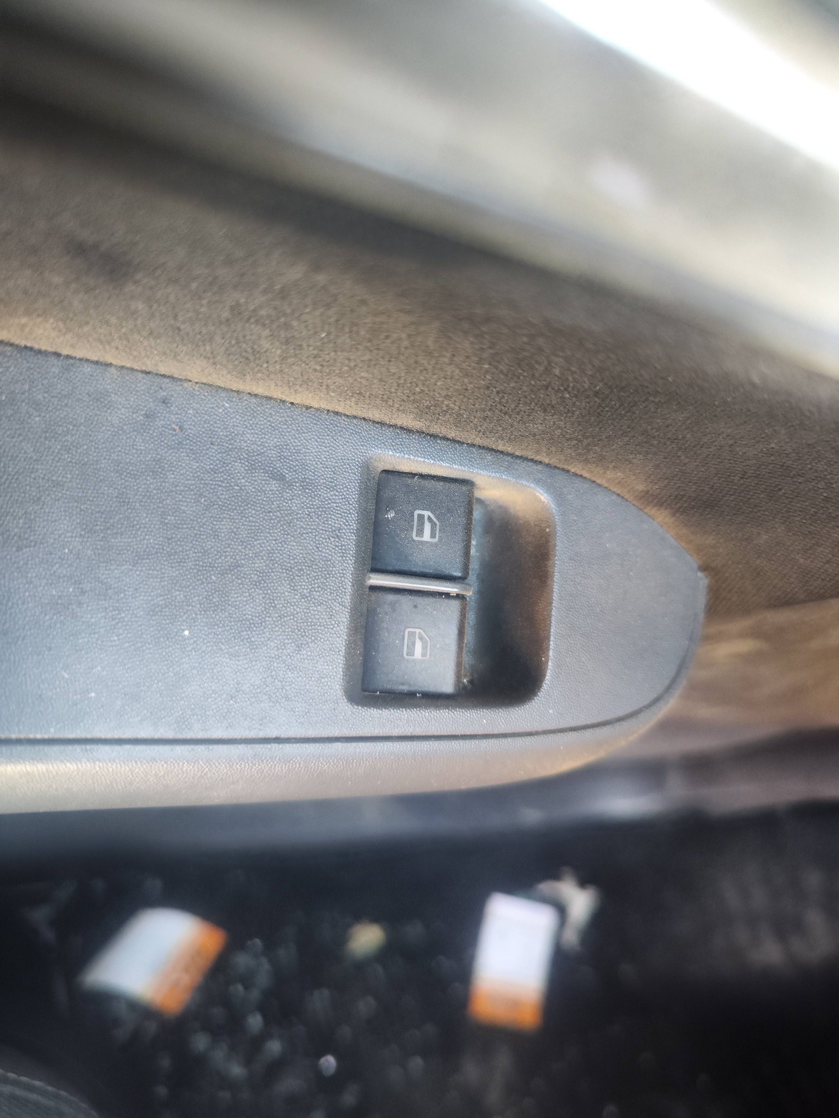 SEAT Cordoba 2 generation (1999-2009) Front Left Door Window Switch 24691311