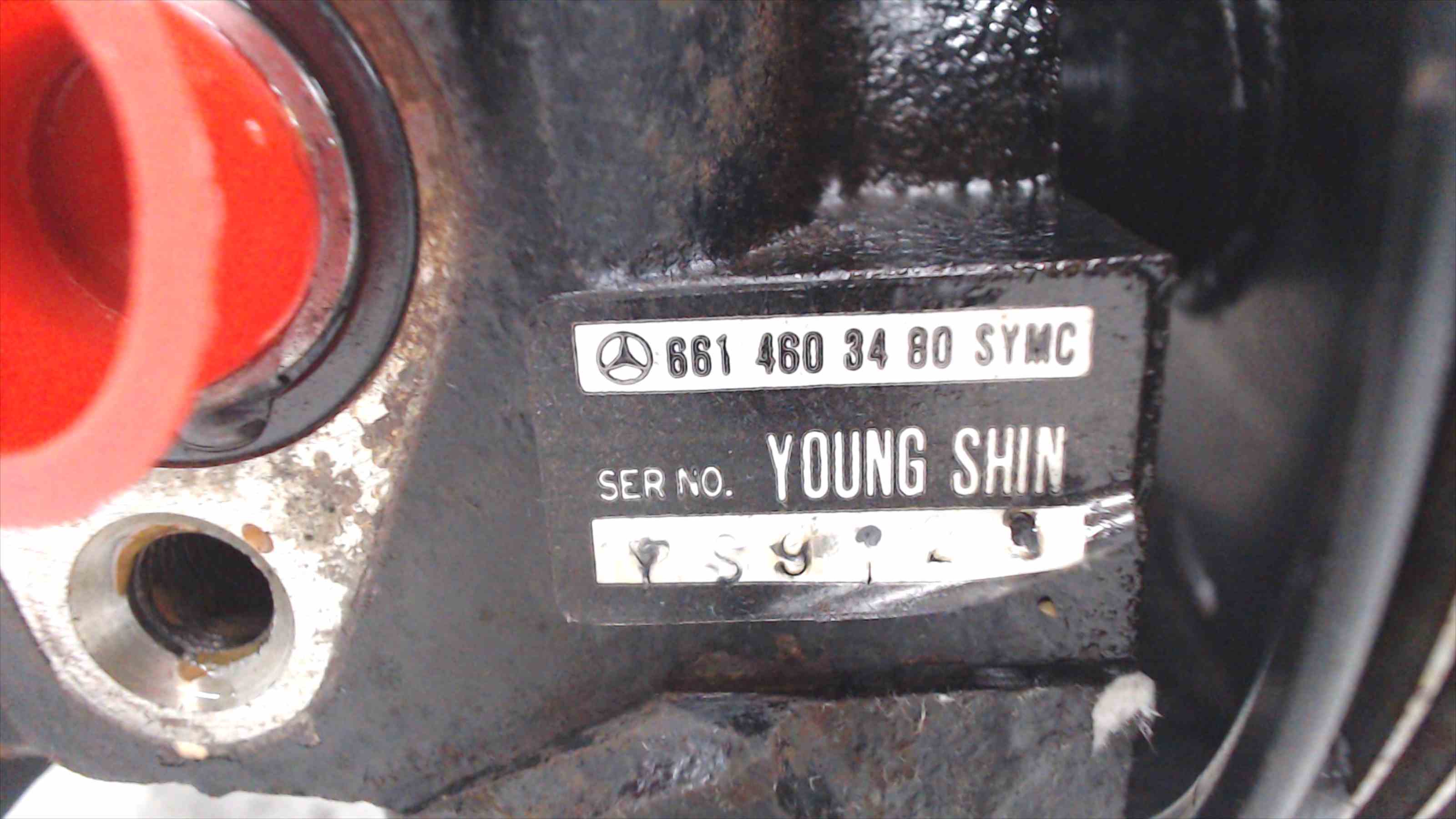 SSANGYONG Korando 2 generation (1997-2006) Power Steering Pump 6614603480 23035147