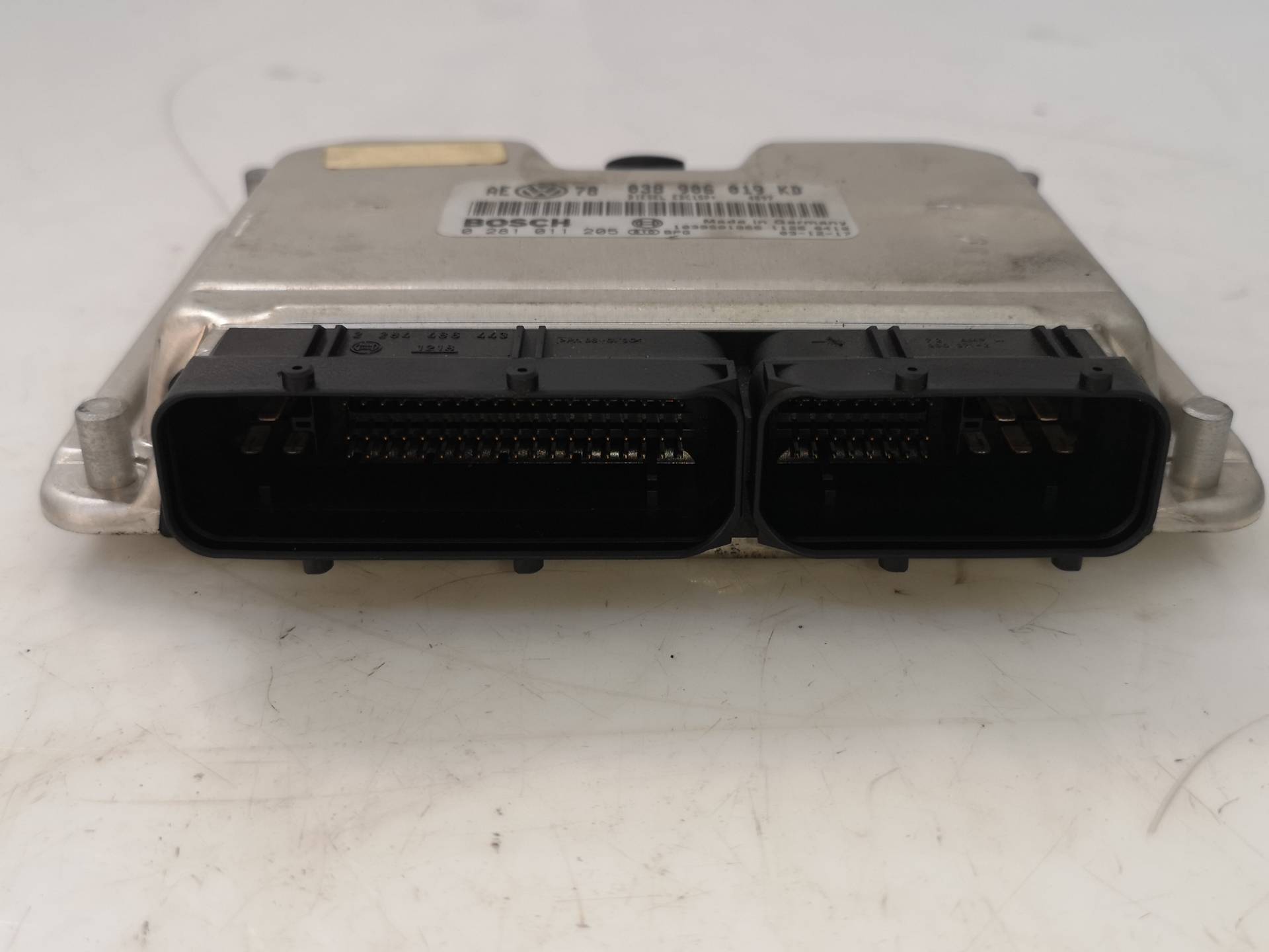 VOLKSWAGEN Passat B5 (1996-2005) Motorkontrolenhed ECU 038906019KD,0281011205 26011630