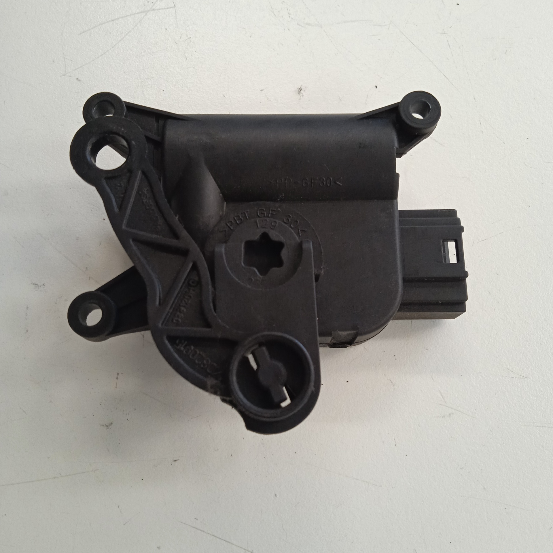 SEAT Leon 2 generation (2005-2012) Salono pečiuko varikliukas 0132802451 26004378