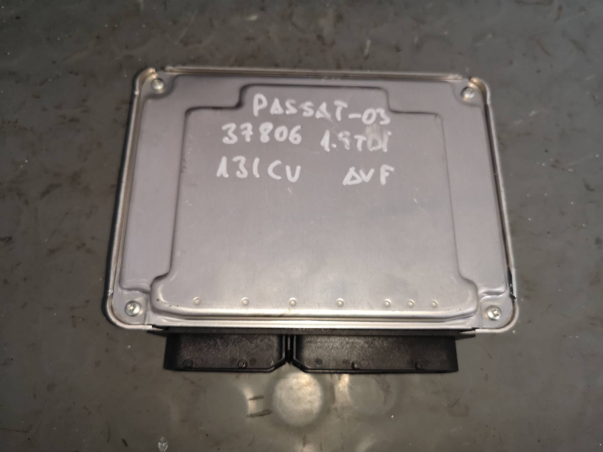 VOLKSWAGEN Passat B5 (1996-2005) Engine Control Unit ECU 038906019KD,EDC15P 26003433