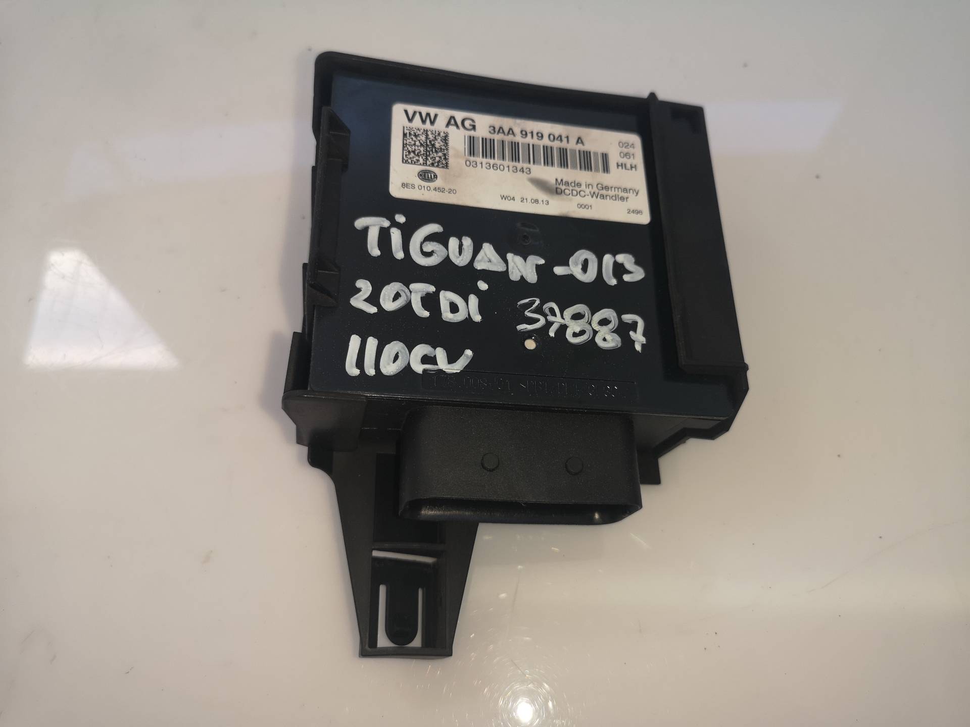 VOLKSWAGEN Tiguan 1 generation (2007-2017) Alte unități de control 3AA919041A,8ES01045220 26003964