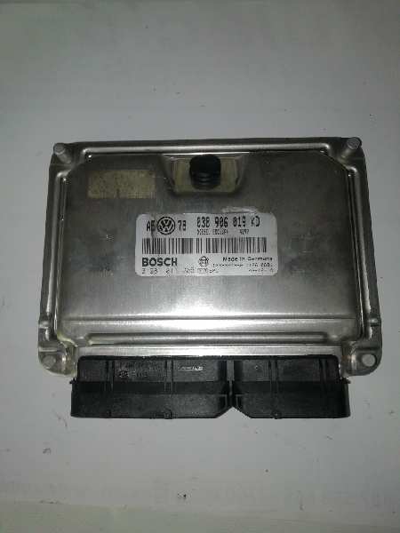 VOLKSWAGEN Passat B5 (1996-2005) Engine Control Unit ECU 038906019KD,0281011205 25990643