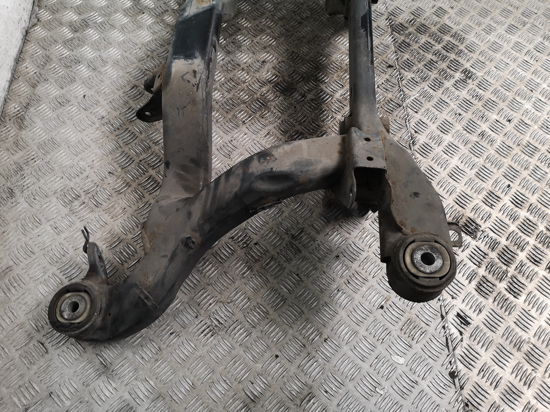 AUDI A4 B7/8E (2004-2008) Rear Axle BE0505235BP 25376214