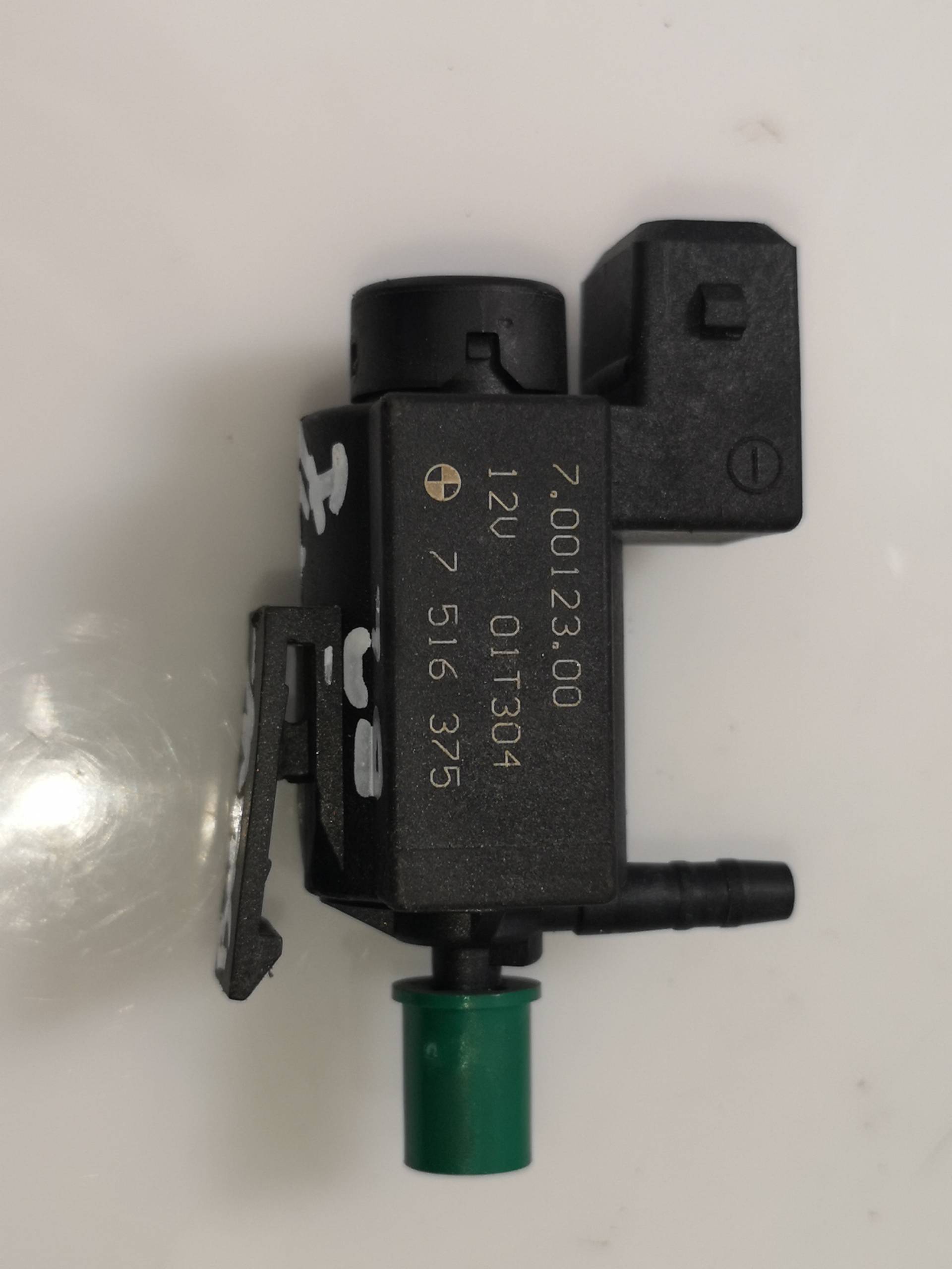 BMW 7 Series E65/E66 (2001-2008) Solenoid Valve 7516375,01T304 26004294