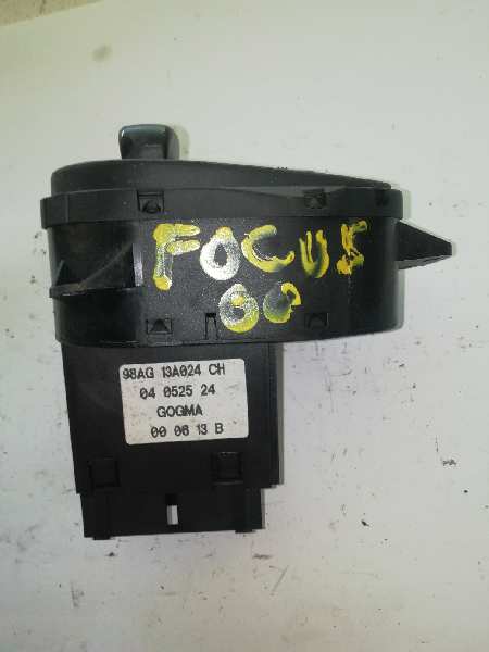 FORD Focus 1 generation (1998-2010) Переключатель света 98AG13A024CH 25991131