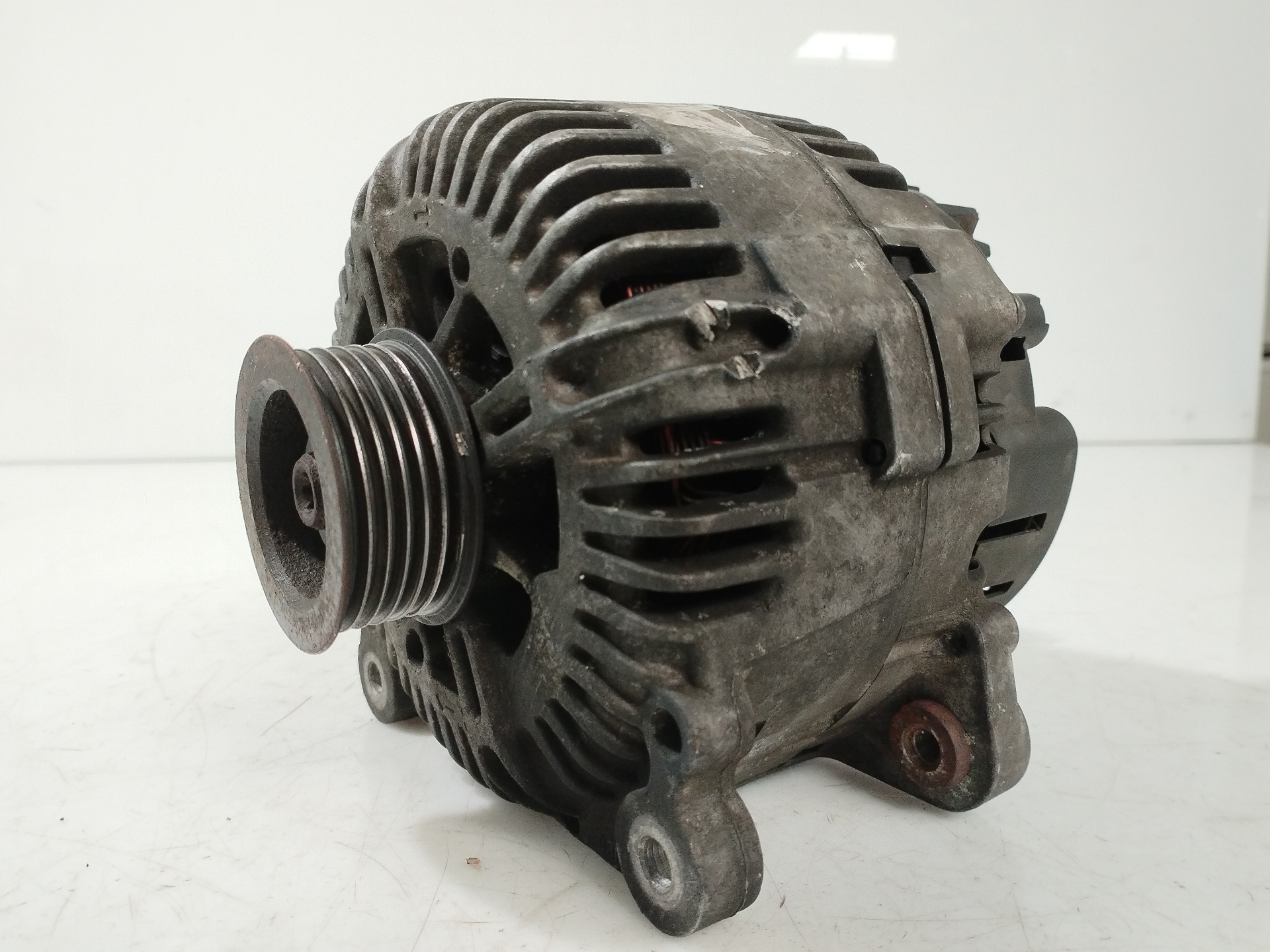 AUDI A6 C6/4F (2004-2011) Генератор 059903015R 25350148