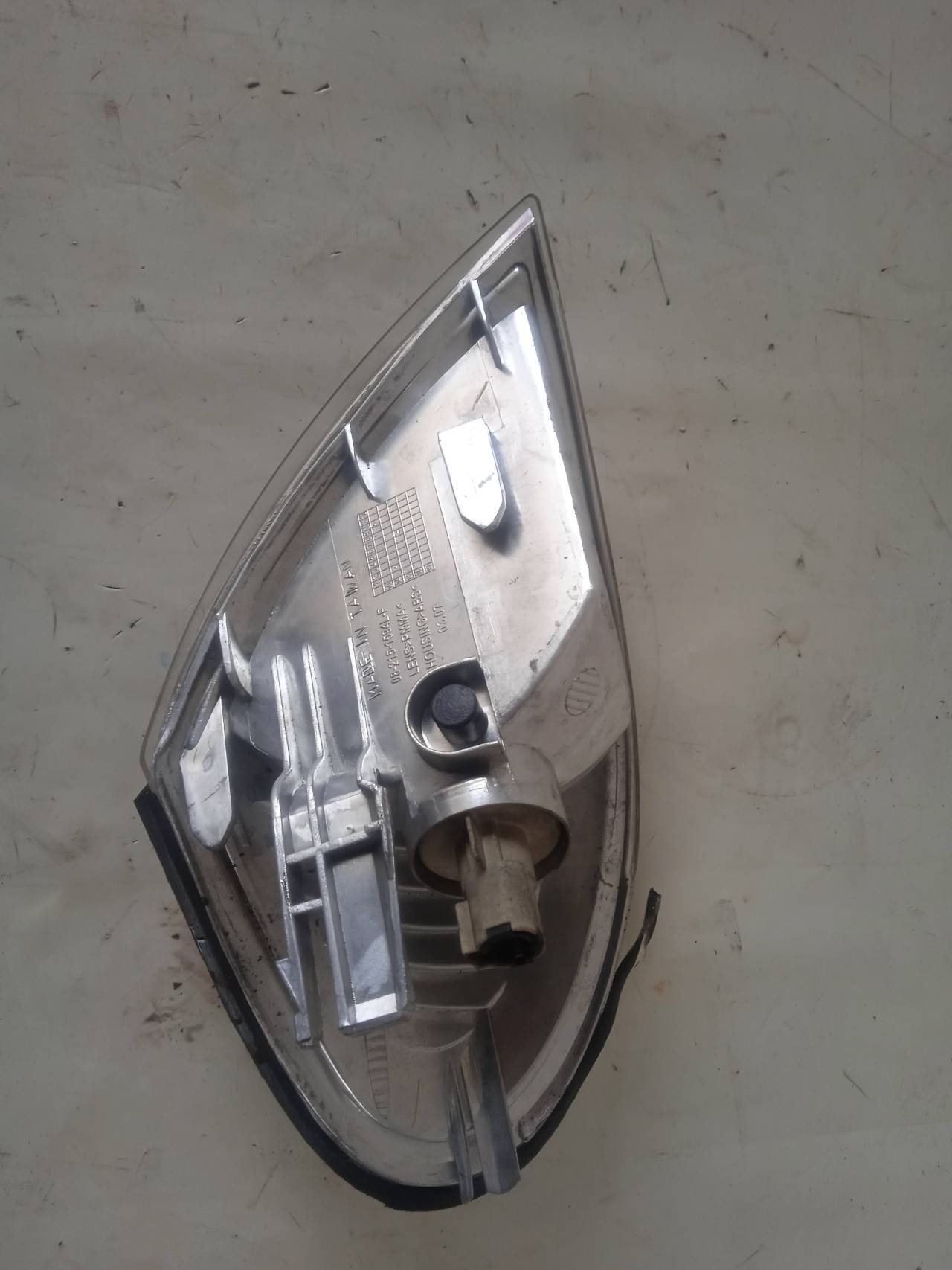 NISSAN Almera N16 (2000-2006) Indicator semnalizare stânga față 04656864 25995563