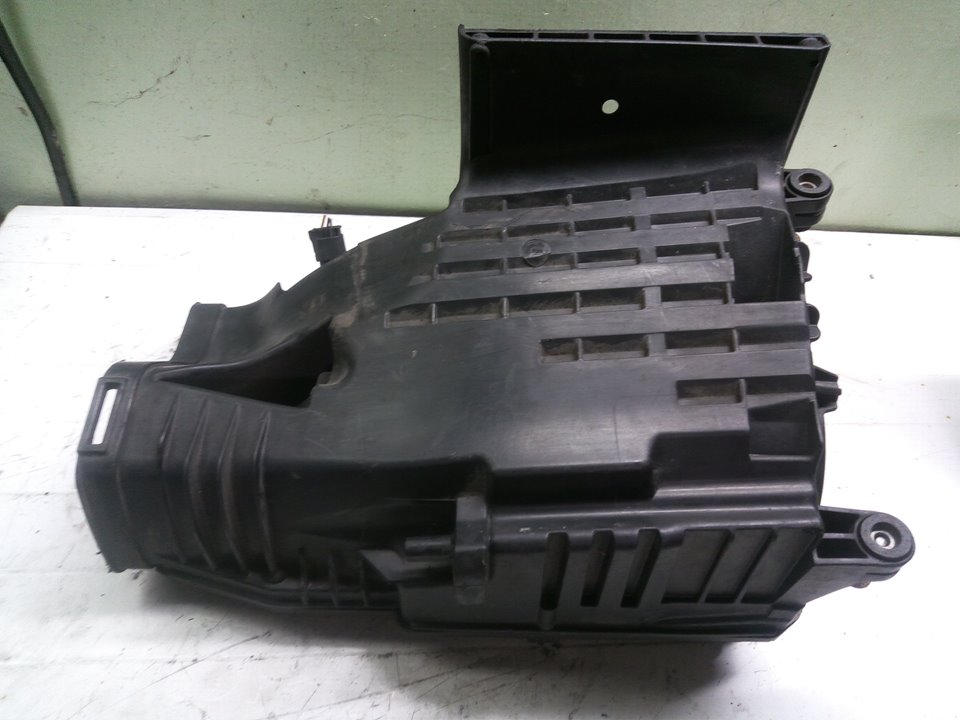 MERCEDES-BENZ C-Class W203/S203/CL203 (2000-2008) Other Engine Compartment Parts A2710900901, A2710940204 18614563