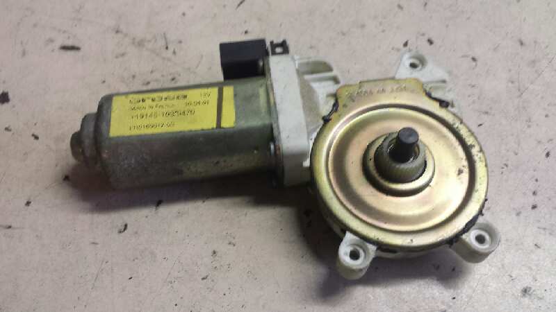 PEUGEOT Boxer 2 generation (1993-2006) Moteur de commande de vitre de porte avant droite FR01600170B 25599934