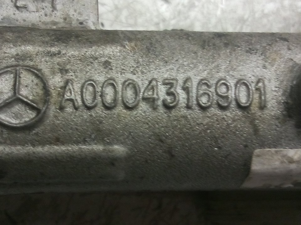 MERCEDES-BENZ Vito W639 (2003-2015) Cylindre de frein A0004316901 25266009