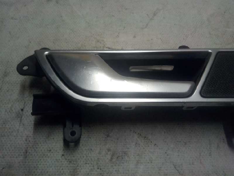 AUDI A6 C6/4F (2004-2011) Cadre de poignée intérieure de porte avant gauche 4F0837019 25601982