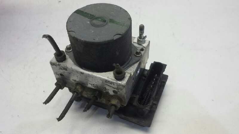 SEAT Cordoba 2 generation (1999-2009) ABS pumpe 47660AX600 25600370