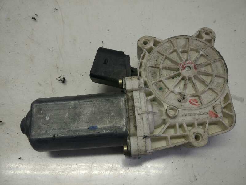 BMW 5 Series E60/E61 (2003-2010) Moteur de commande de vitre de porte avant droite 6922268 25600774