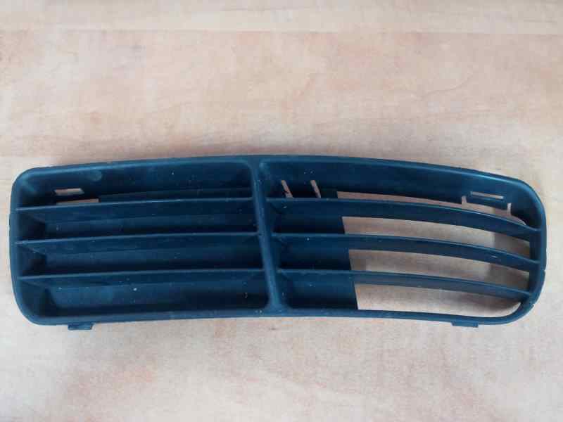 VOLKSWAGEN Polo 3 generation (1994-2002) Front Left Grill 6N0853665 25601076