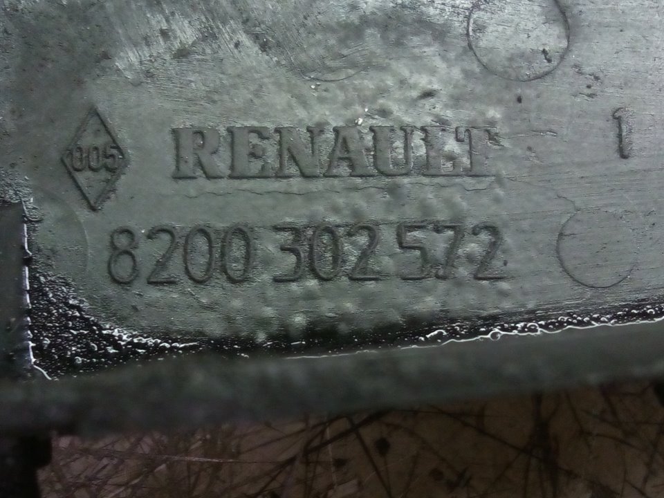 RENAULT Clio 3 generation (2005-2012) Engine 8200302572 24012453