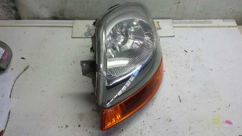 RENAULT Trafic 2 generation (2001-2015) Front Left Headlight 25599385