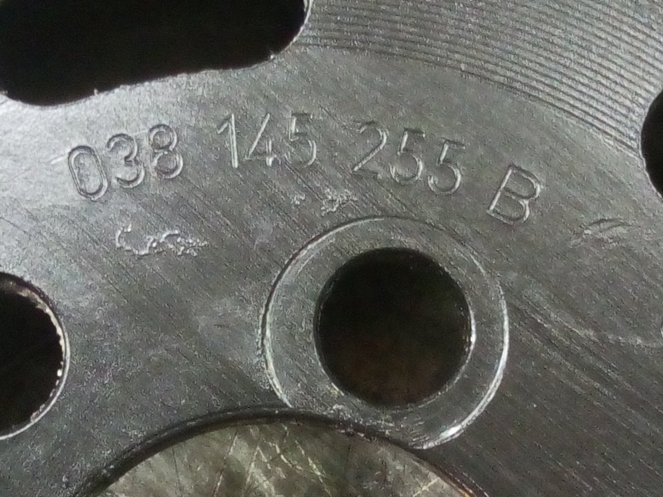 VOLKSWAGEN Bora 1 generation (1998-2005) Kitos variklio skyriaus detalės 038145255B 18609551