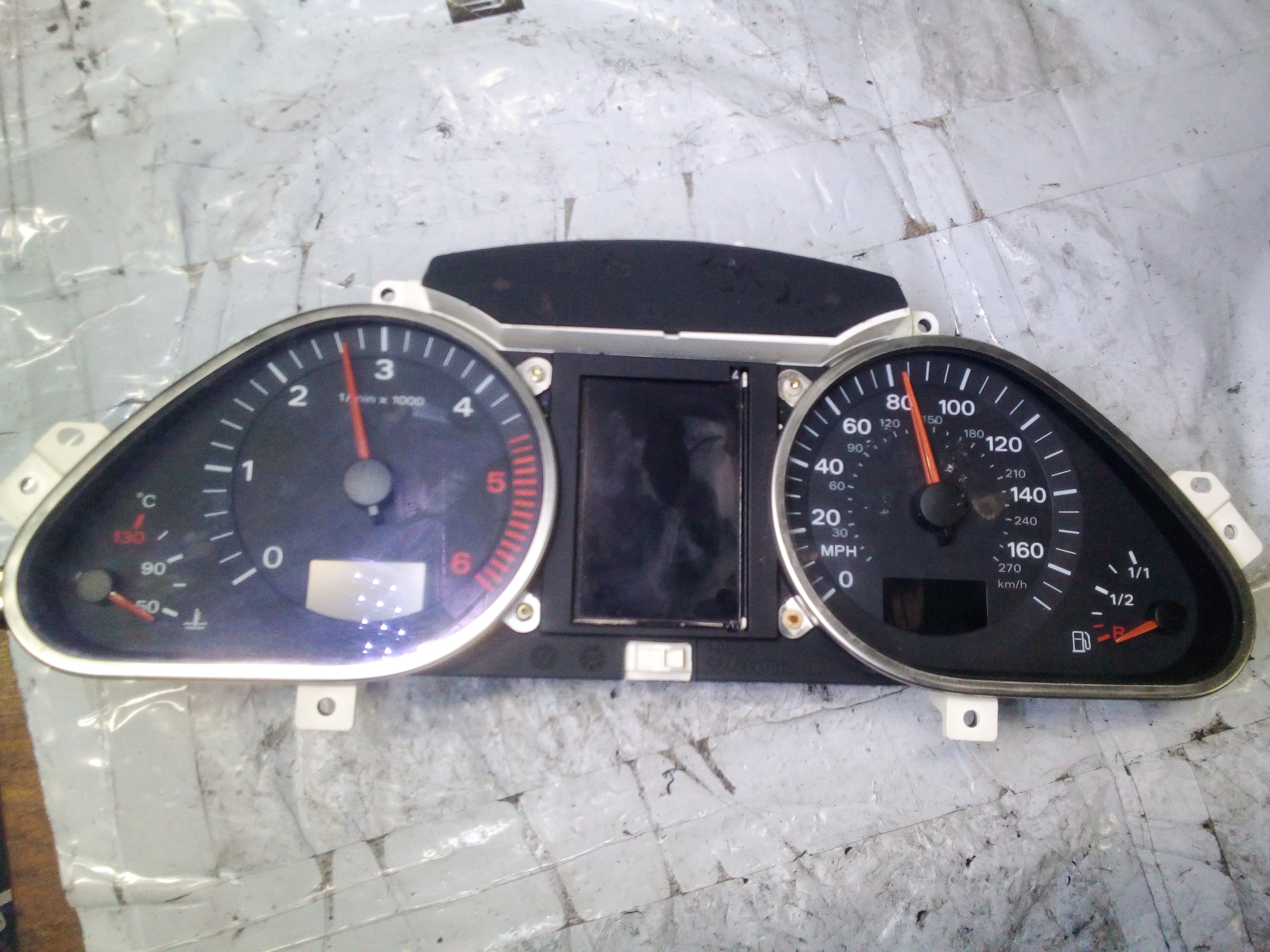 AUDI A6 C6/4F (2004-2011) Speedometer 4F0920950L 25602763
