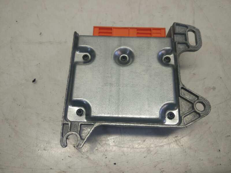 MERCEDES-BENZ 1 generation (2002-2013) SRS Control Unit 8200381654 25600681