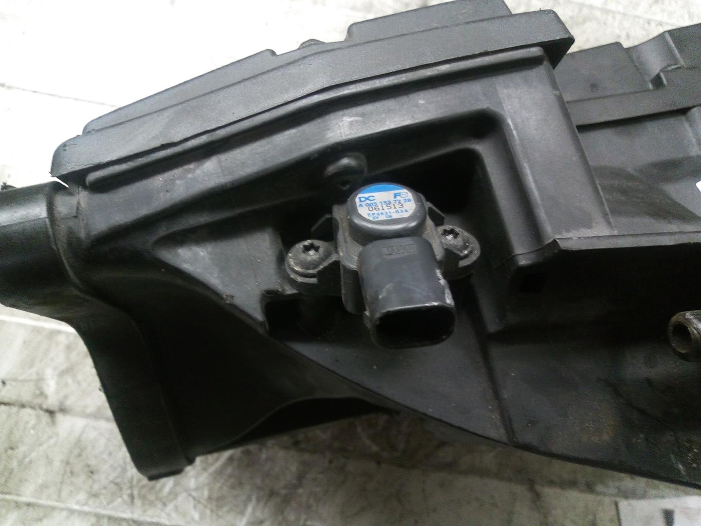 MERCEDES-BENZ C-Class W203/S203/CL203 (2000-2008) Other Engine Compartment Parts A2710900901 18576261