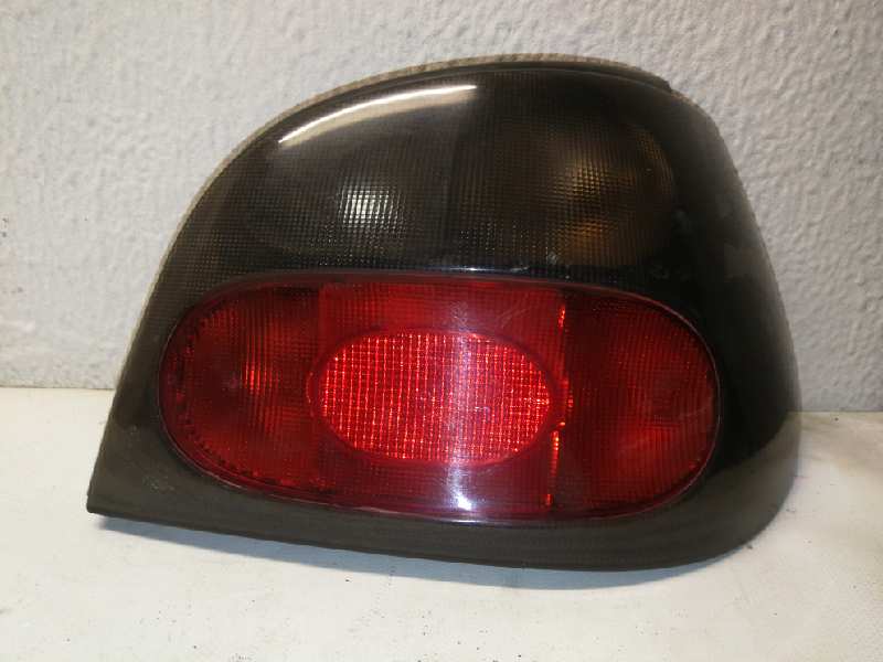 RENAULT Megane 1 generation (1995-2003) Rear Right Taillight Lamp 7700828138 25237171