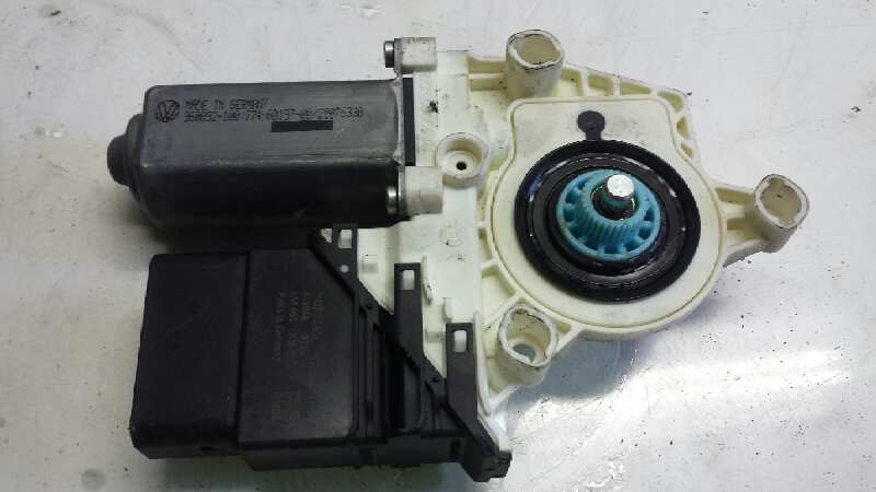 CHEVROLET Aveo T300 (2011-2020) Rear Right Door Window Control Motor 1K0959704 25600057