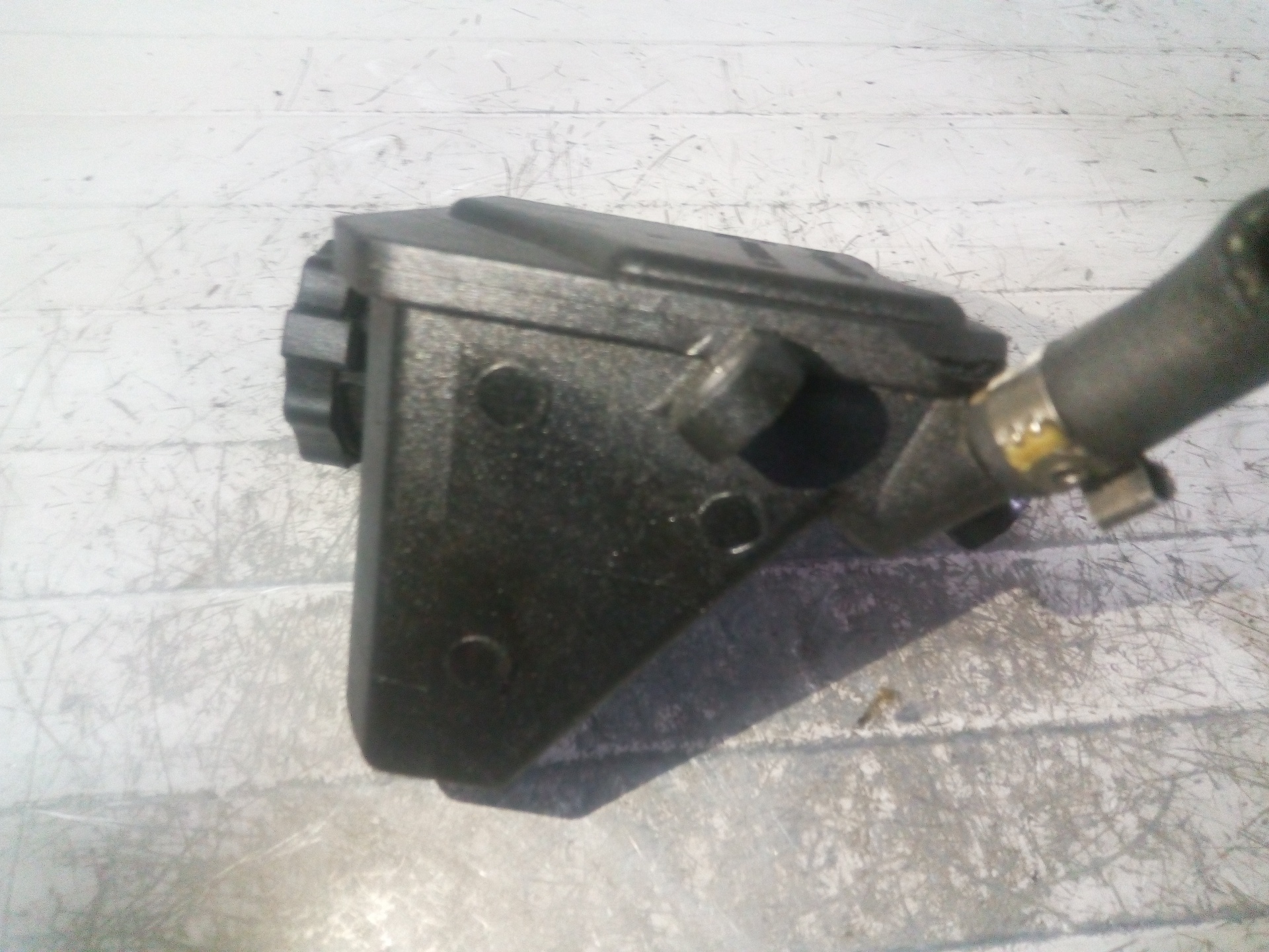 MERCEDES-BENZ M-Class W164 (2005-2011) Power Steering Pump Tank A0004602283 18543757