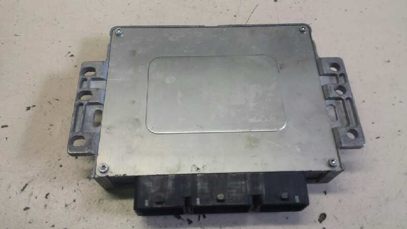 PEUGEOT 206 1 generation (1998-2009) Motorstyrenhet ECU 96477559680 25599465