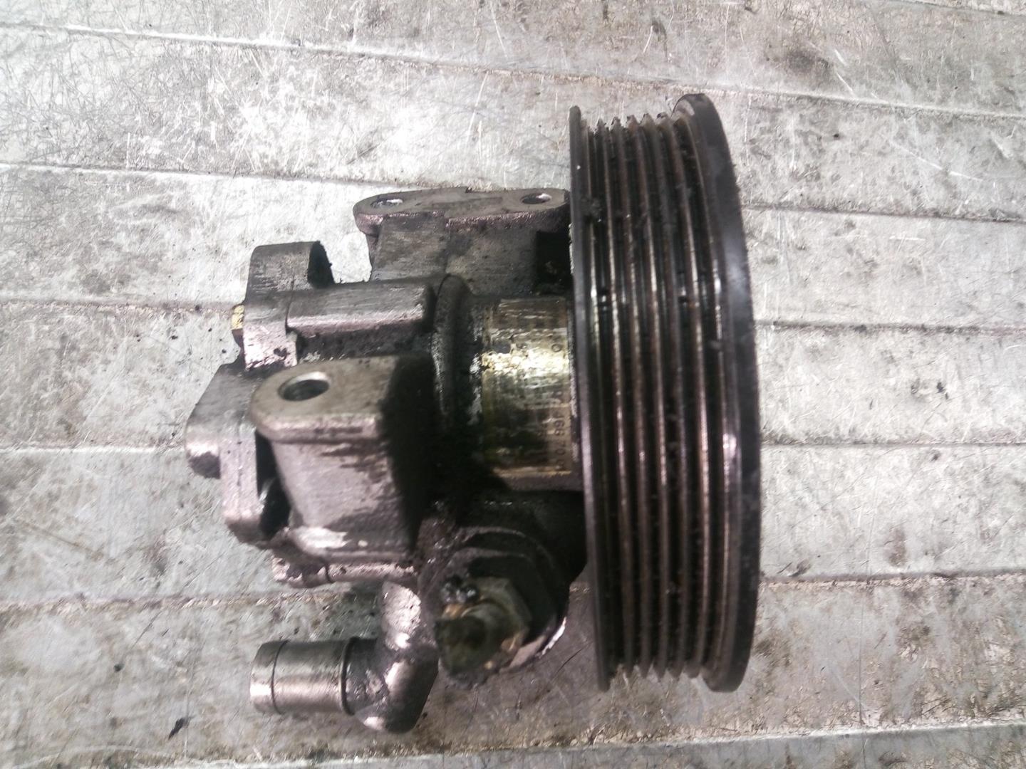 MERCEDES-BENZ Vito W638 (1996-2003) Power Steering Pump 0024667001 18586806