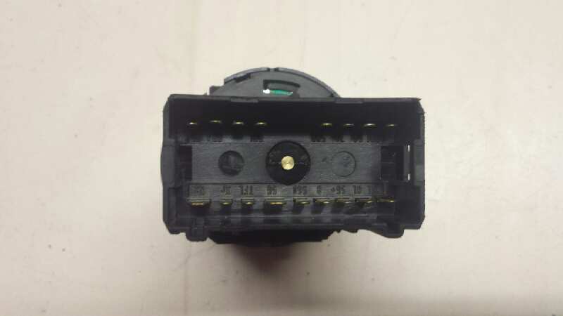 AUDI A4 B7/8E (2004-2008) Headlight Switch Control Unit 8E0941531 25595728