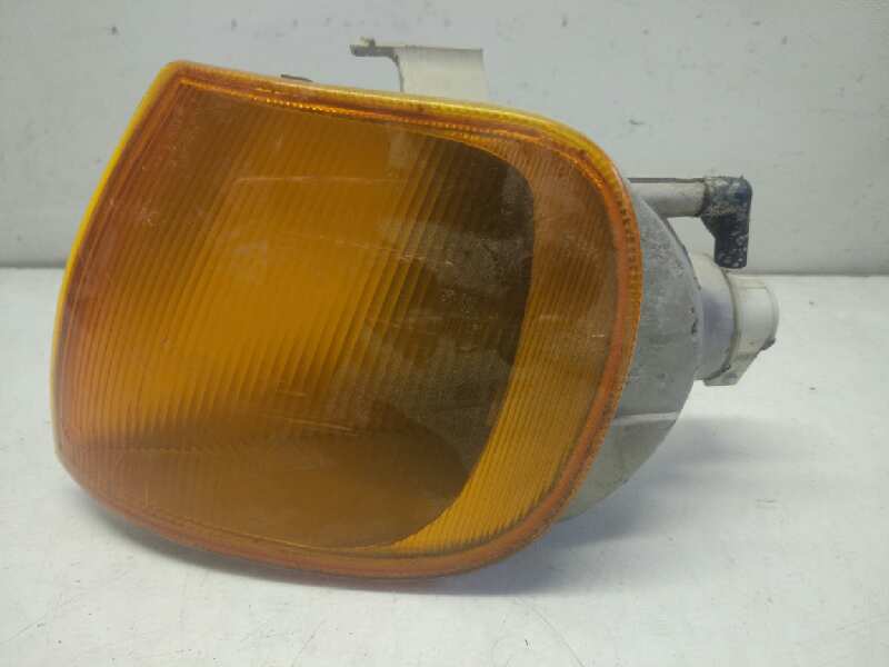 VOLKSWAGEN Polo 3 generation (1994-2002) Front left turn light 25600902