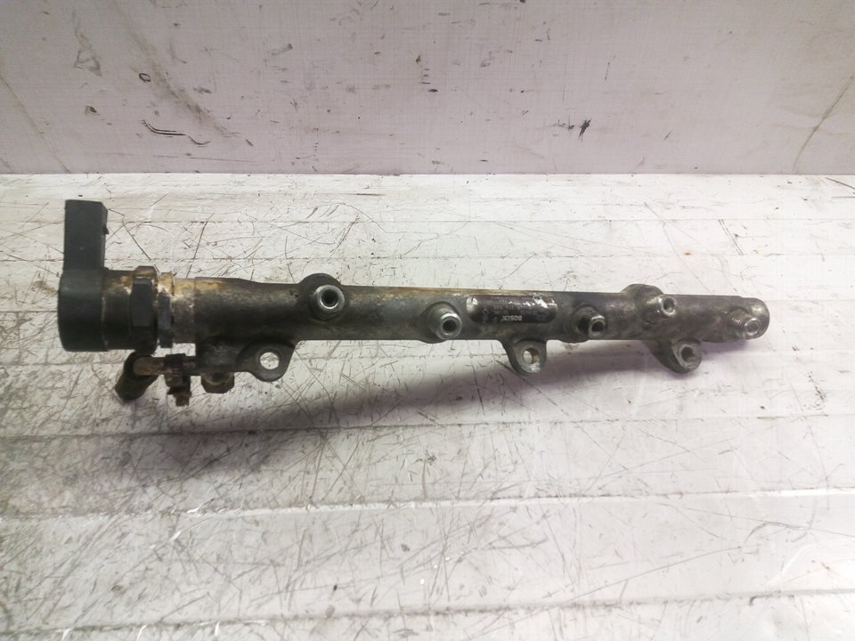 TOYOTA 3 Series E46 (1997-2006) Fuel Rail 7787164 18619539