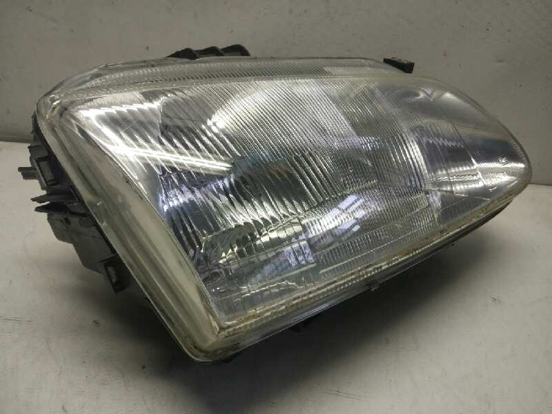 AUDI A6 C5/4B (1997-2004) Phare avant droit 25600913