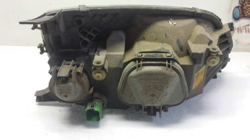 FORD Fiesta 4 generation (1996-2002) Phare avant gauche 25600397